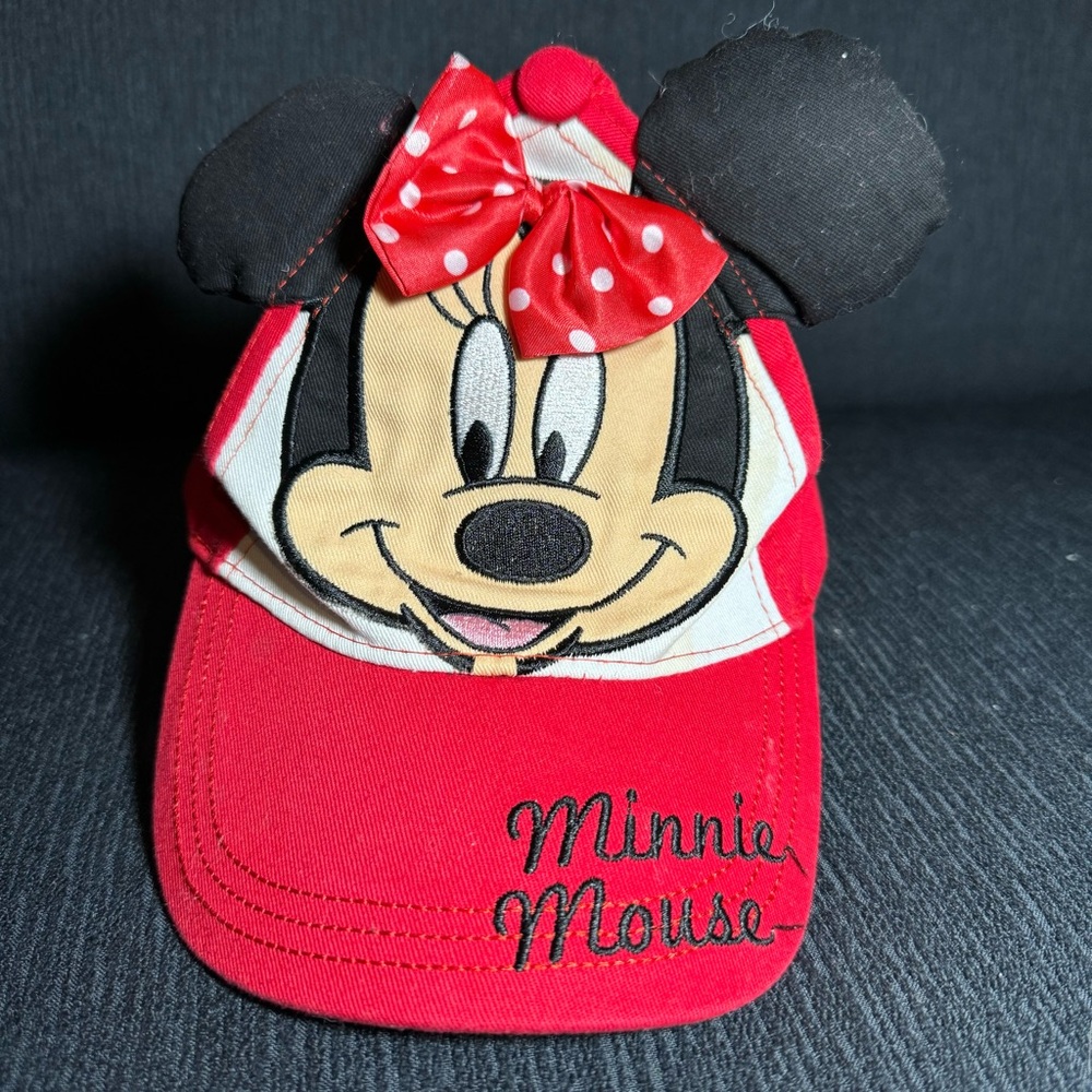 Disney Minnie Mouse baseball cap, Toddler size, hook and loop closure, EUC